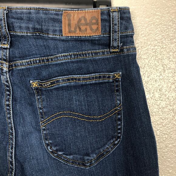 Vintage Lee Women's Bootcut Leg Mid-Rise Blue Jeans Denim Size 10 Short 5-Pocket - Picture 4 of 6